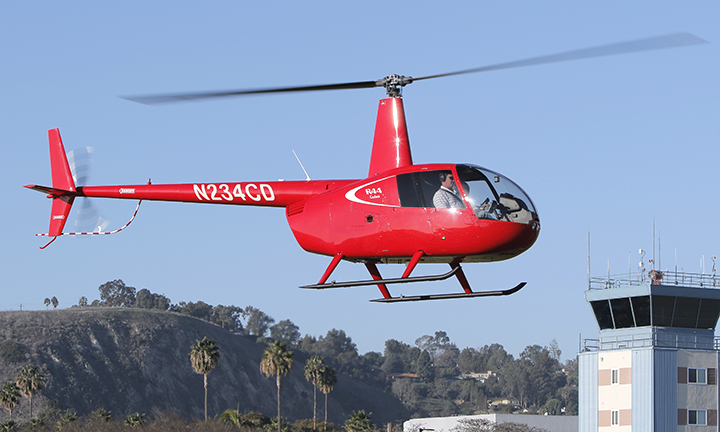 R44 Cadet / Фото: Robinson Helicopter