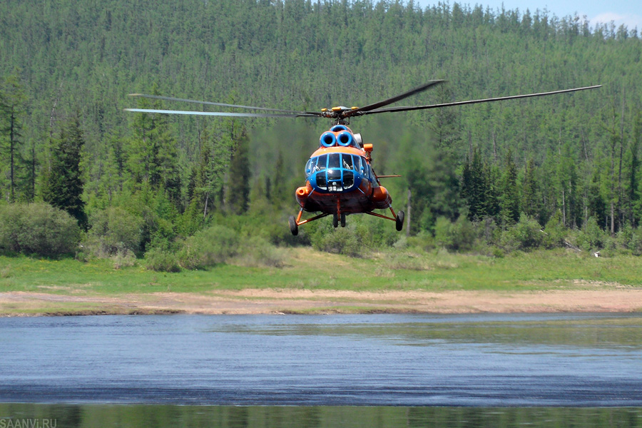 Вертолет в болотах ми. Ми-8 Тайга. Вертолет ми8 над озером в тайге. Ми 8 Taiga. Ми-8 сло.